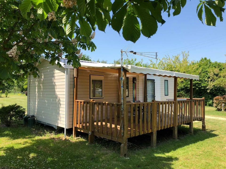 Camping Au Pre De L'Etang Sainte-Foy  Bagian luar foto